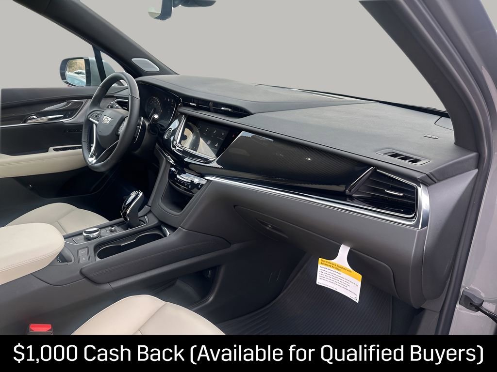 New 2025 Cadillac XT6 Sport w/ Technology Package AWD/4WD image 14