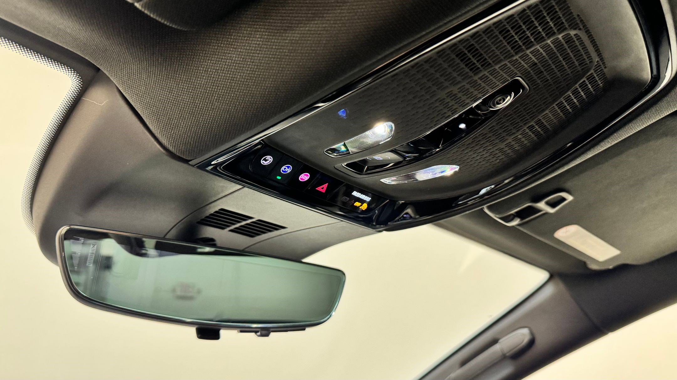 New 2026 Cadillac Lyriq V image 21