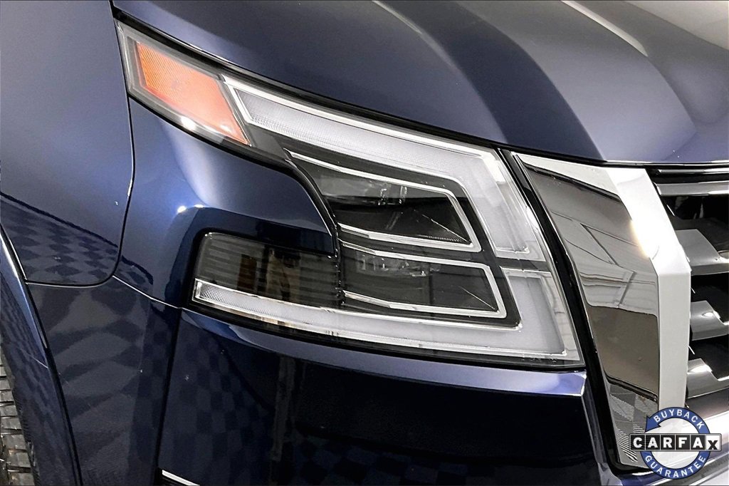 Used 2024 Nissan Armada Platinum w/ Cargo Package image 32