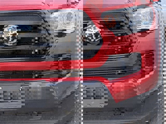 Used 2022 Toyota Tacoma SR w/ SX Package image 7