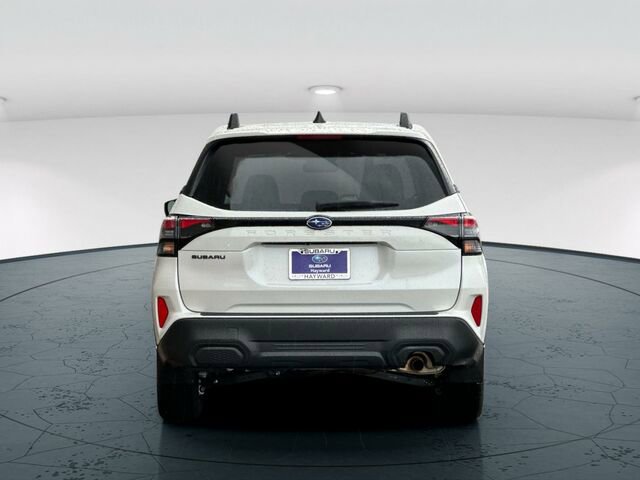 Used 2026 Subaru Forester Premium image 5