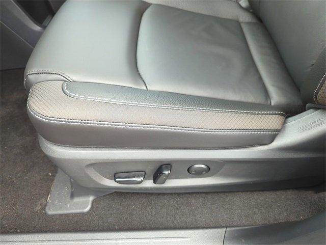 New 2025 Nissan Pathfinder SL image 29