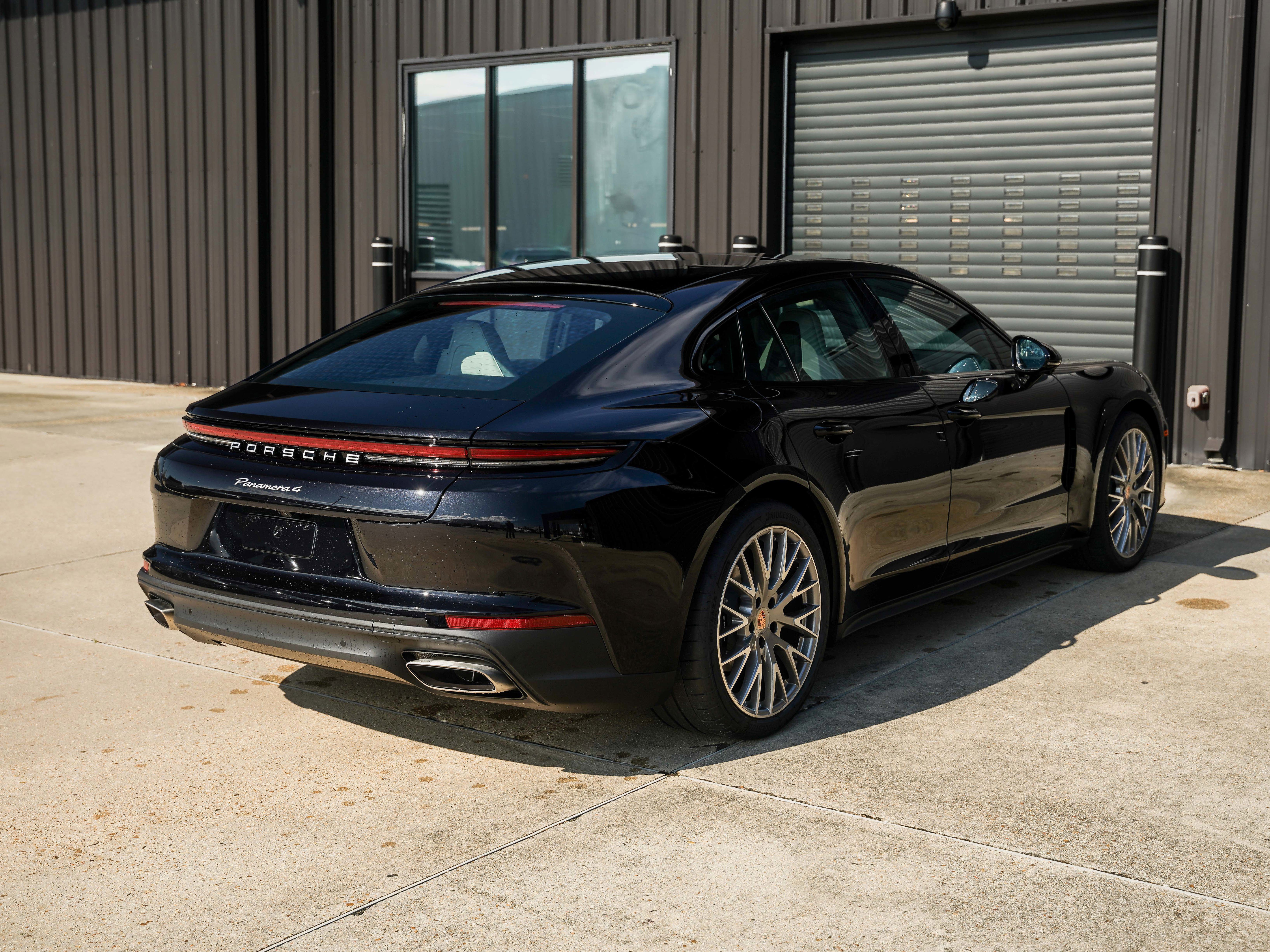 New 2026 Porsche Panamera 4 image 10