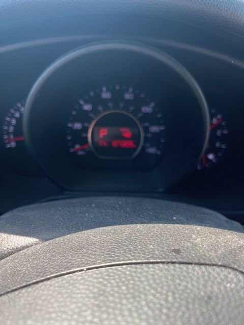 Used 2017 Kia Soul + FWD image 3