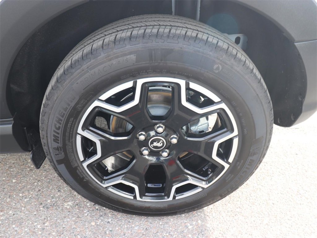 Used 2025 Ford Bronco Sport Outer Banks image 14