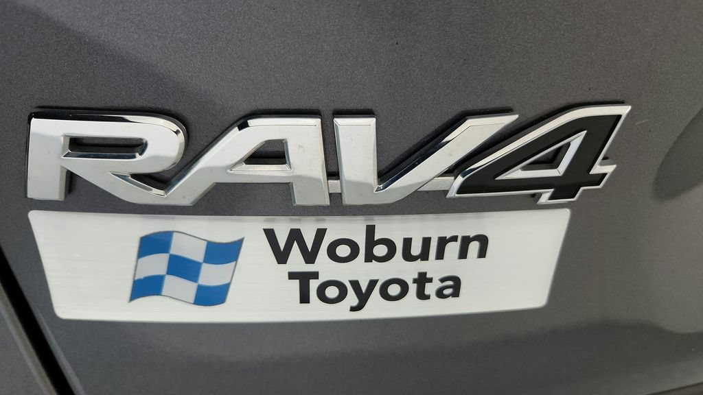 Used 2023 Toyota RAV4 LE AWD/4WD image 13