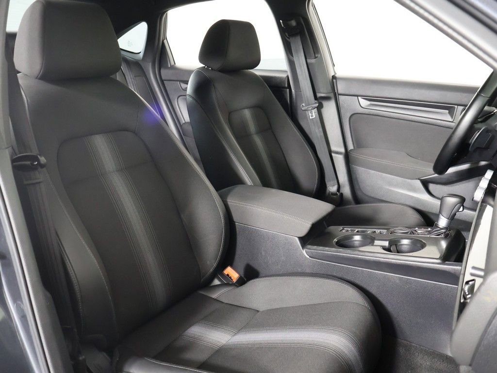 Used 2025 Honda Civic Sport image 26