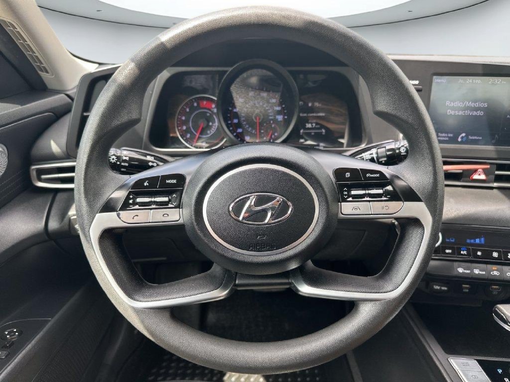 Used 2021 Hyundai Elantra SEL w/ Cargo Package FWD image 8