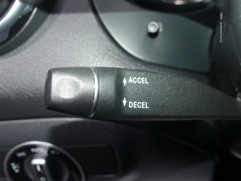 Used 2019 Mercedes-Benz GLA 250 4MATIC image 35