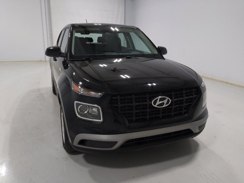 Used 2023 Hyundai Venue SE FWD image 14