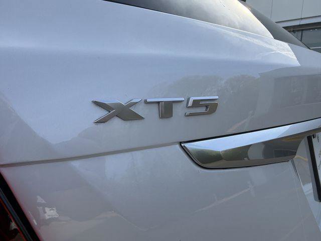 New 2026 Cadillac XT5 Premium Luxury w/ LPO, Floor Liner Package image 19