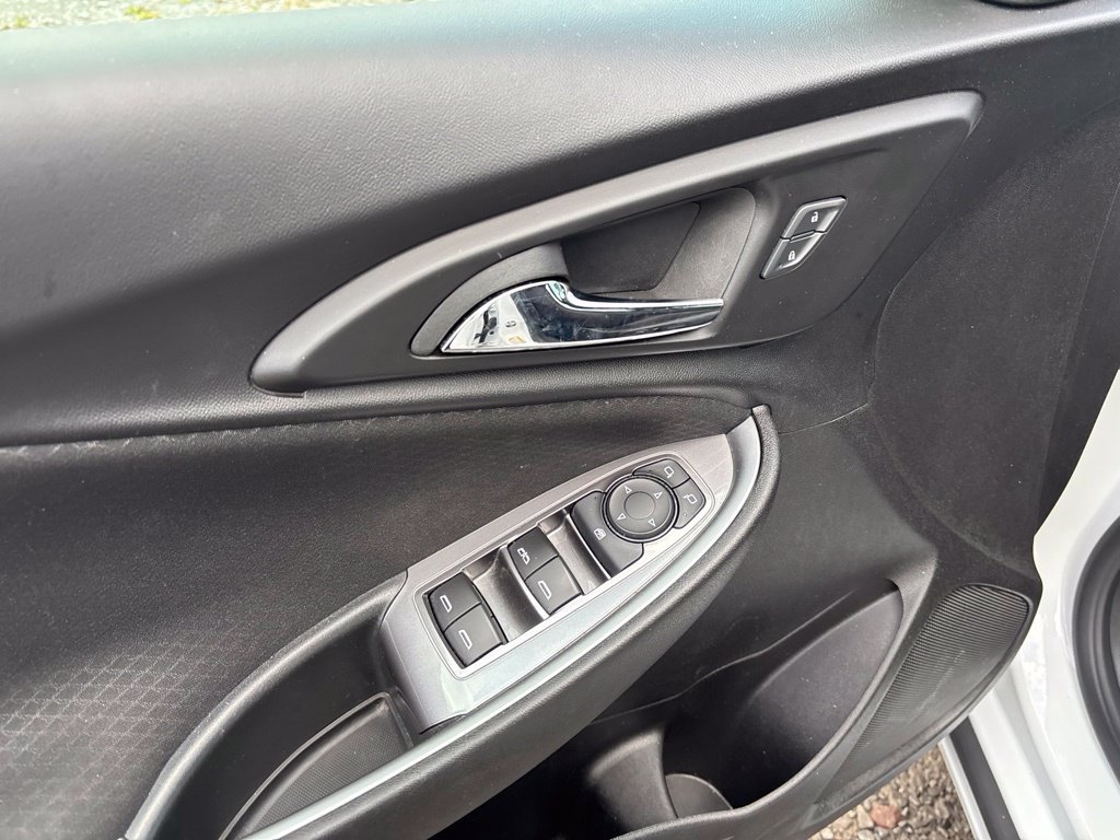 Used 2024 Chevrolet Malibu LT FWD image 12