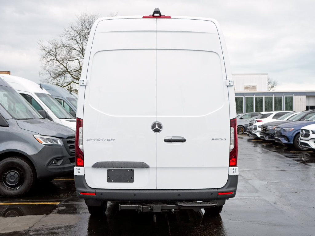 Used 2026 Mercedes-Benz Sprinter 2500 image 4