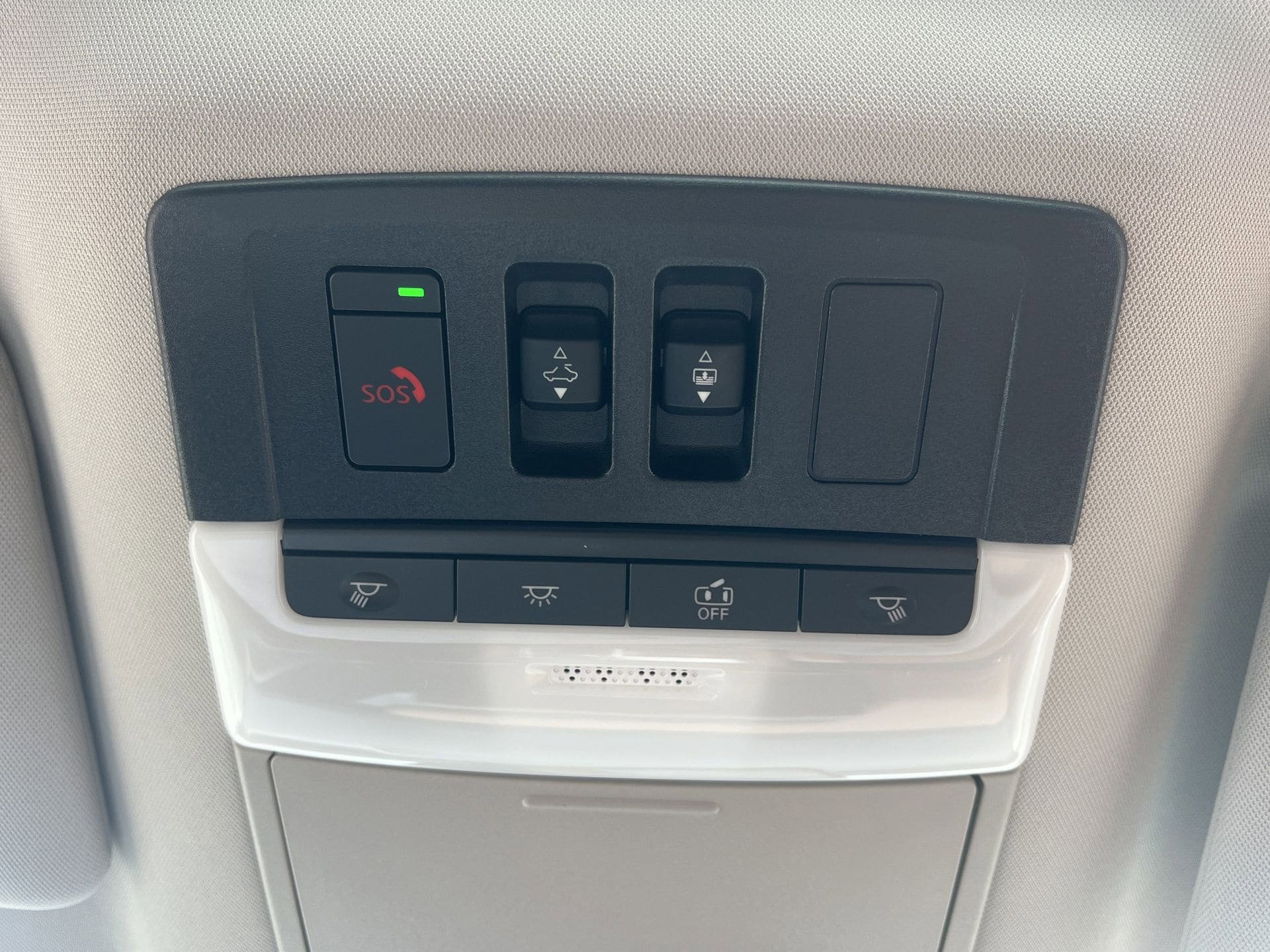 New 2026 Nissan Pathfinder Platinum image 13