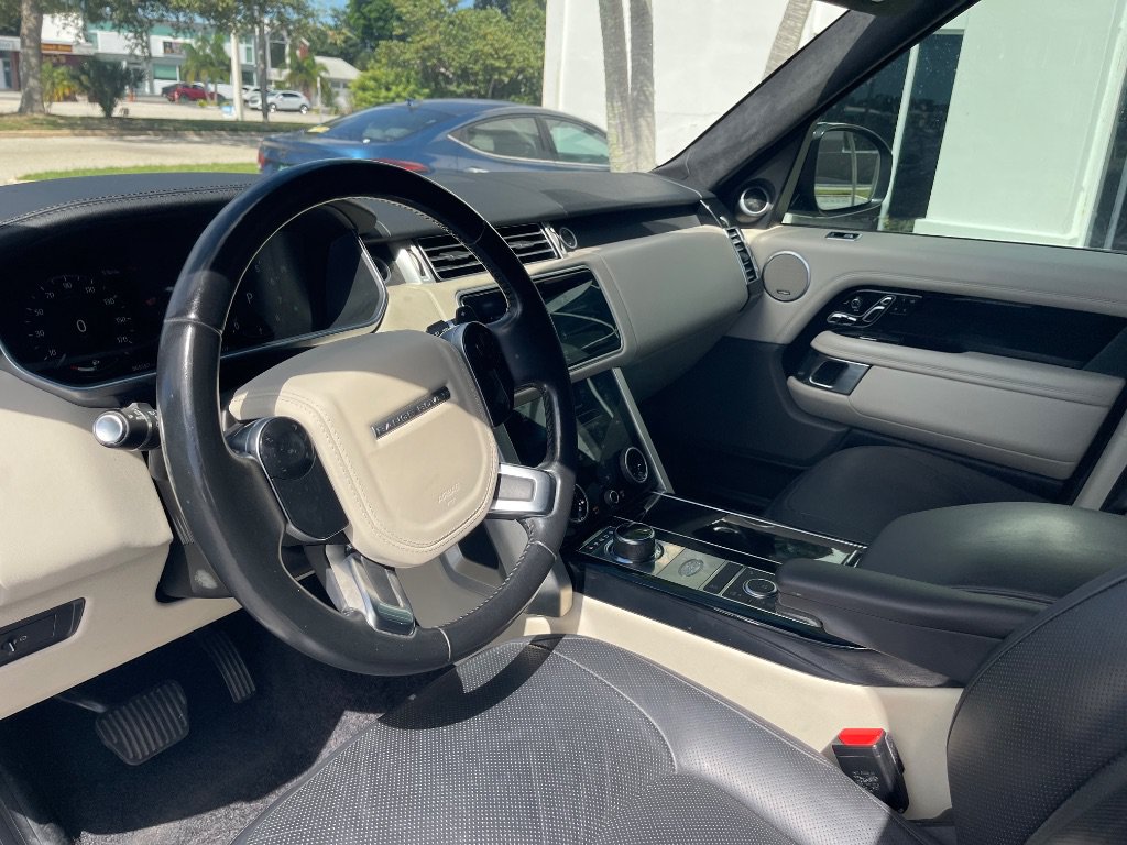 Used 2019 Land Rover Range Rover Long Wheelbase Supercharged AWD/4WD image 6