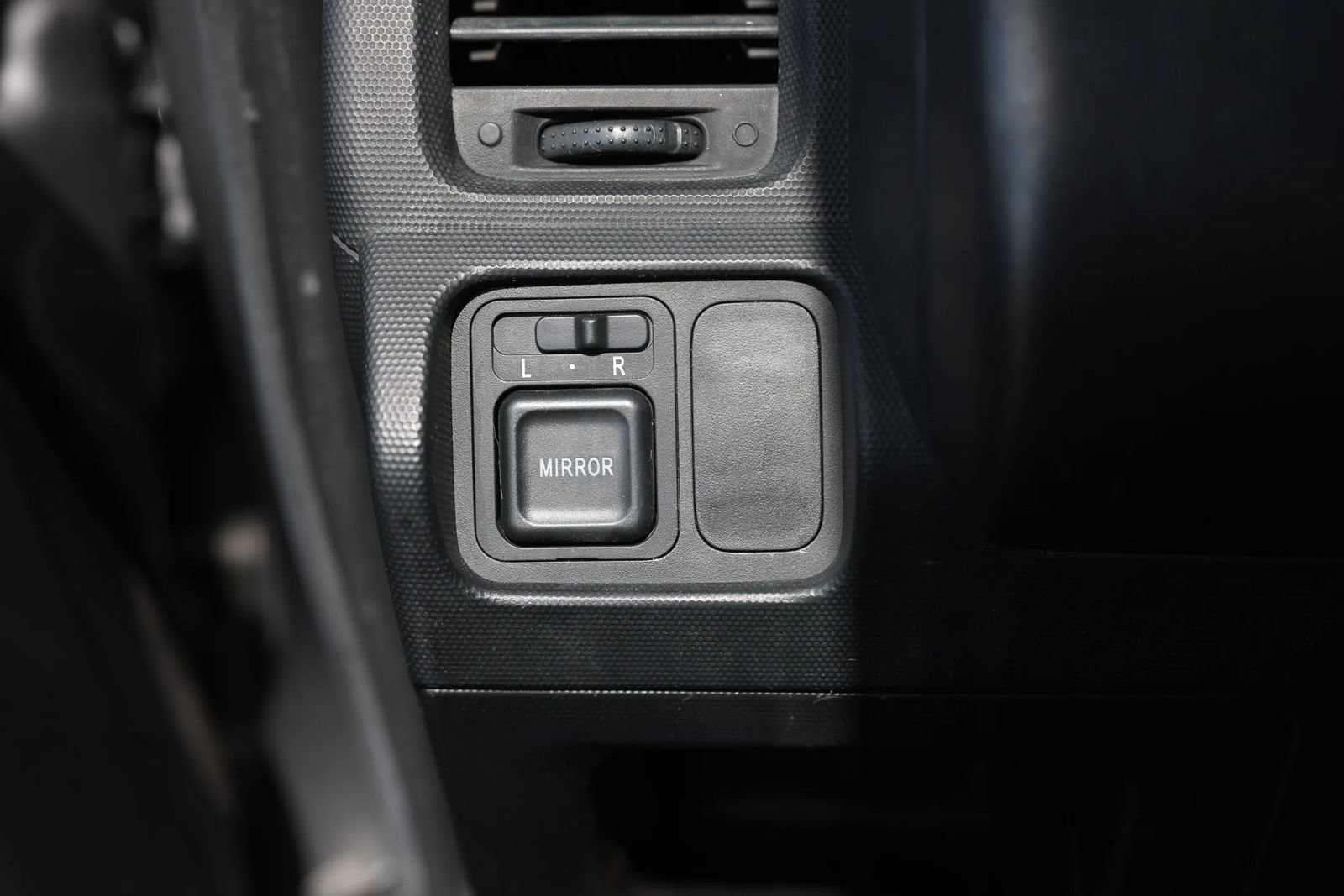 Used 2008 Honda Fit image 43