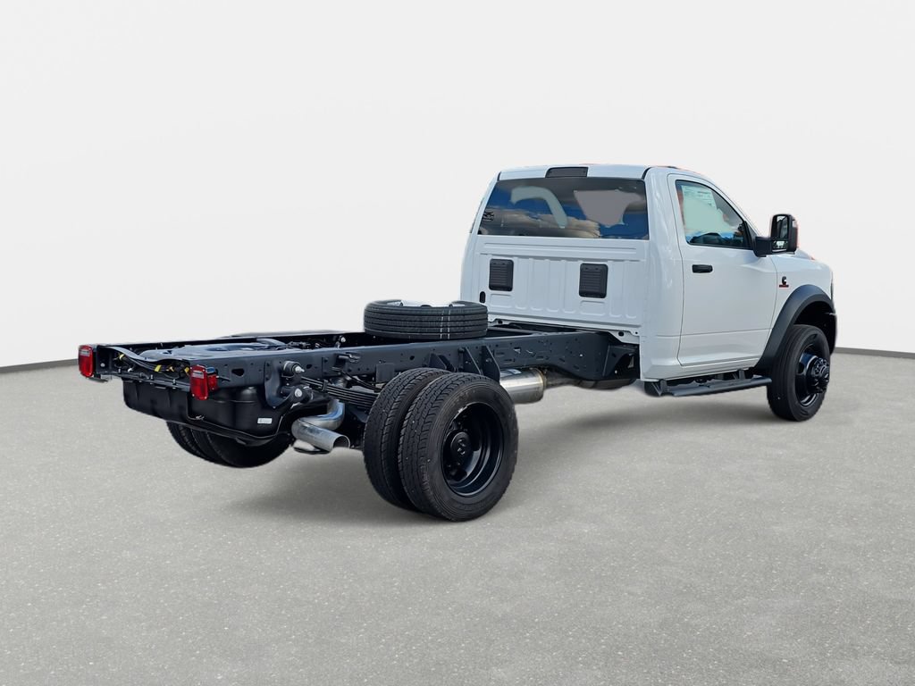 New 2026 RAM 5500 Tradesman AWD/4WD image 5