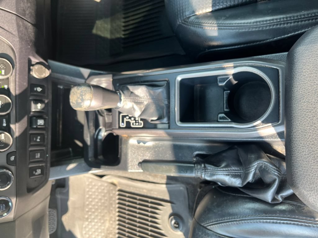 Used 2020 Toyota Tacoma TRD Off-Road w/ TRD Premium Off Road Package AWD/4WD image 26