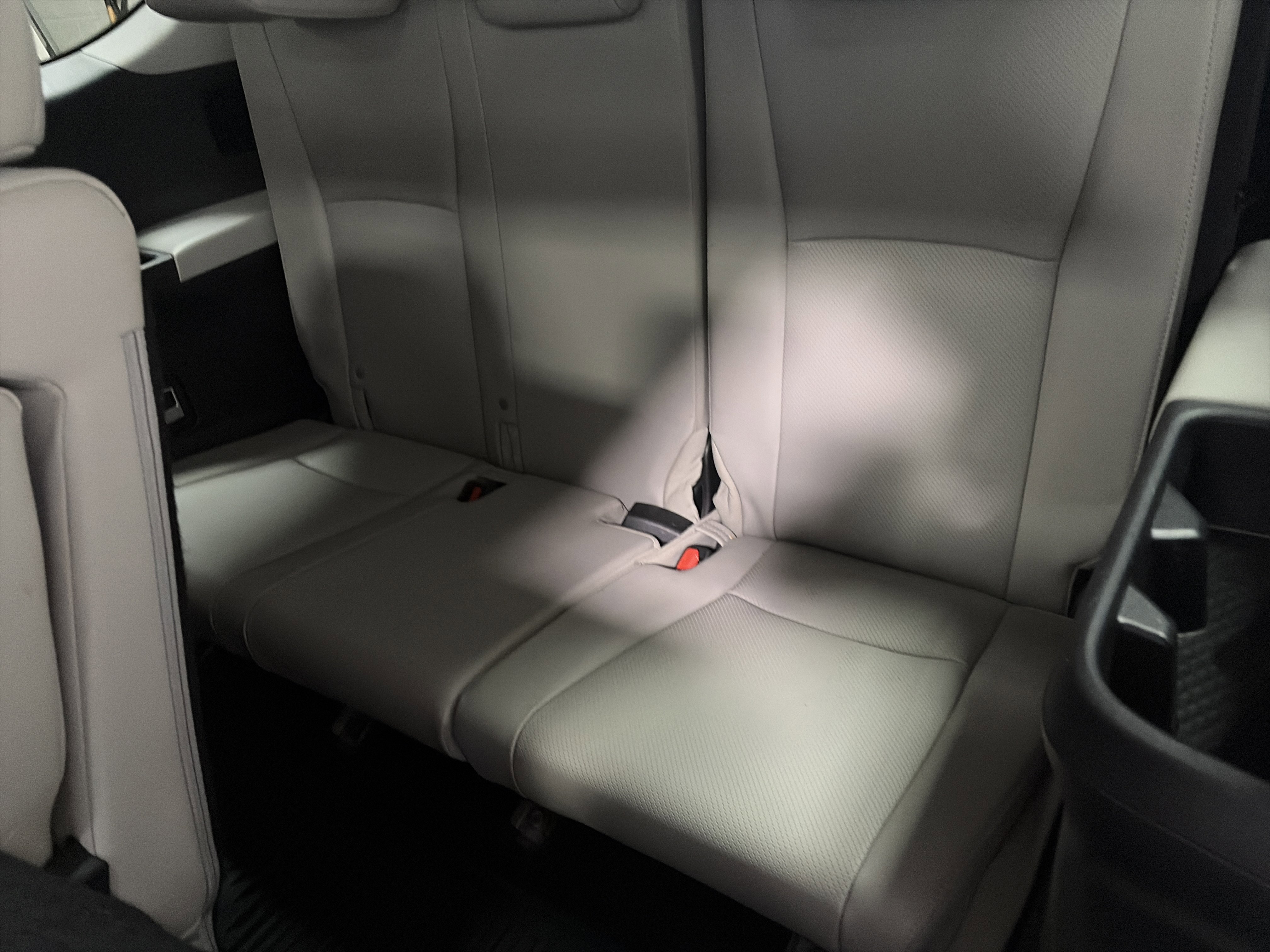 Used 2024 Toyota Grand Highlander Limited image 30