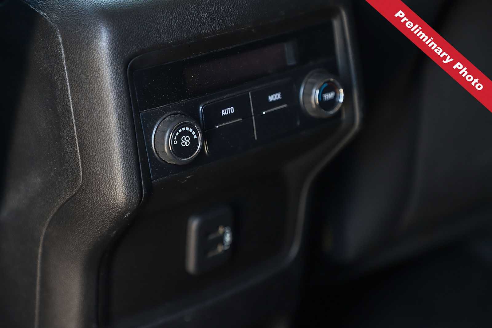 Used 2019 GMC Acadia SLE FWD image 21