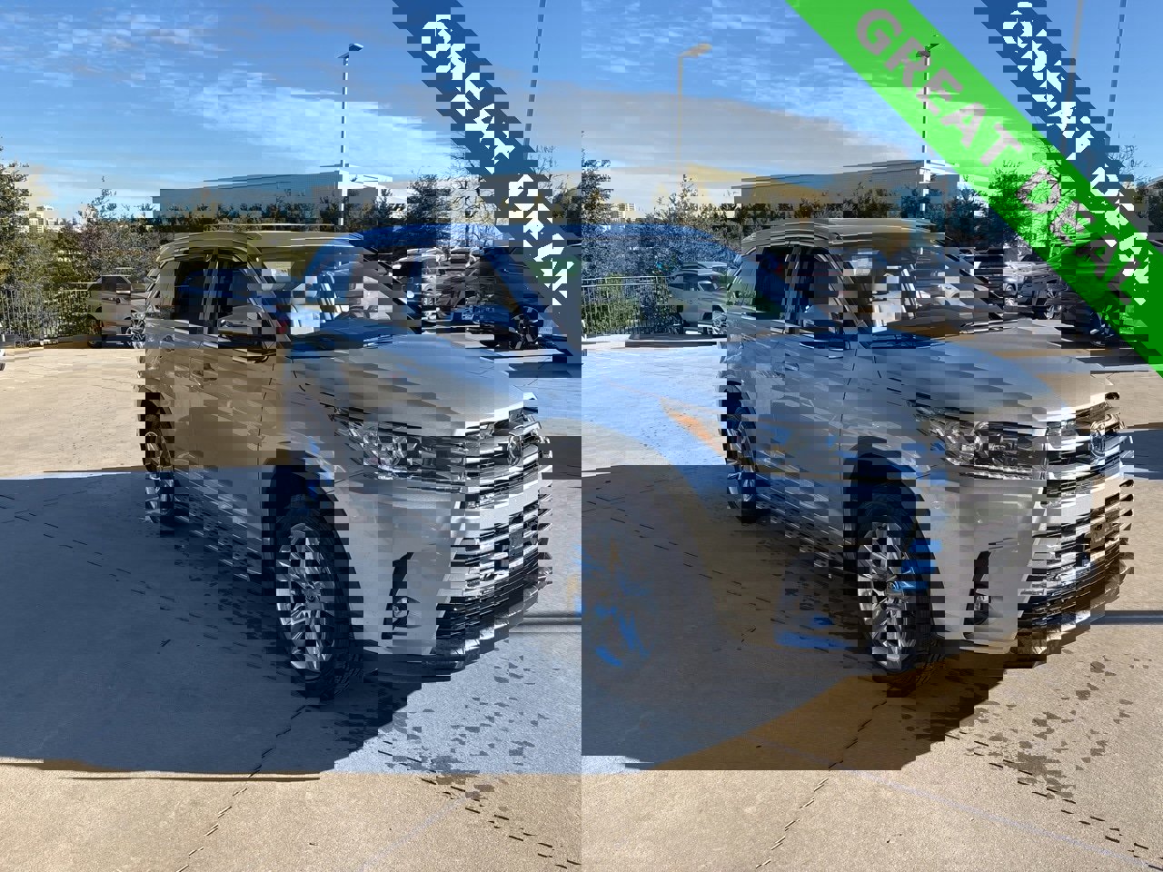 Used 2019 Toyota Highlander Limited image 3