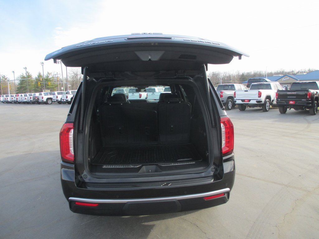 Certified 2023 GMC Yukon XL Denali image 7