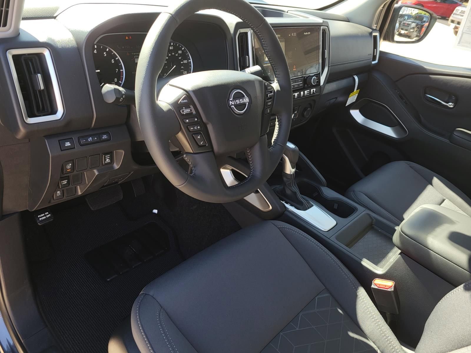 New 2026 Nissan Frontier SV image 18