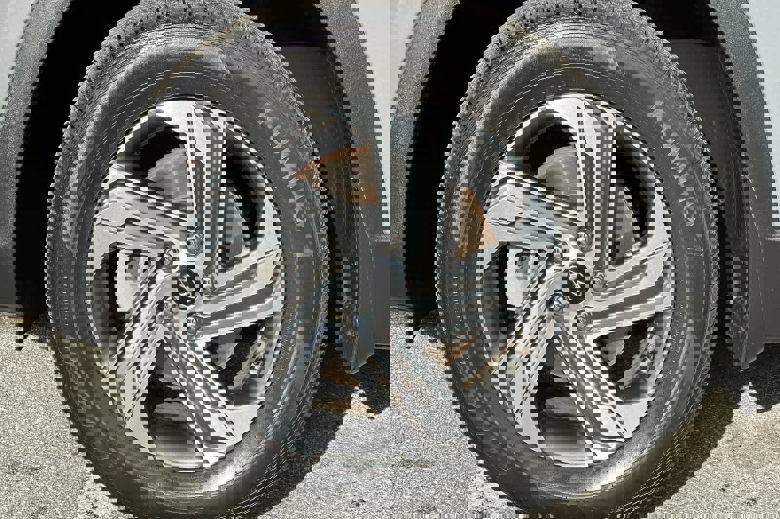 Used 2023 Hyundai Santa Fe SEL w/ Premium Package image 33