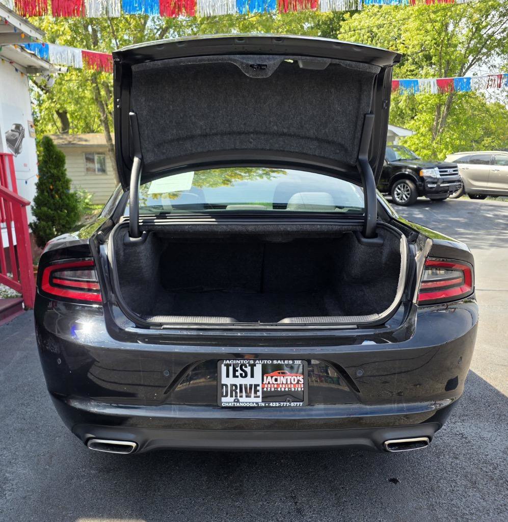 Used 2020 Dodge Charger SXT RWD image 23