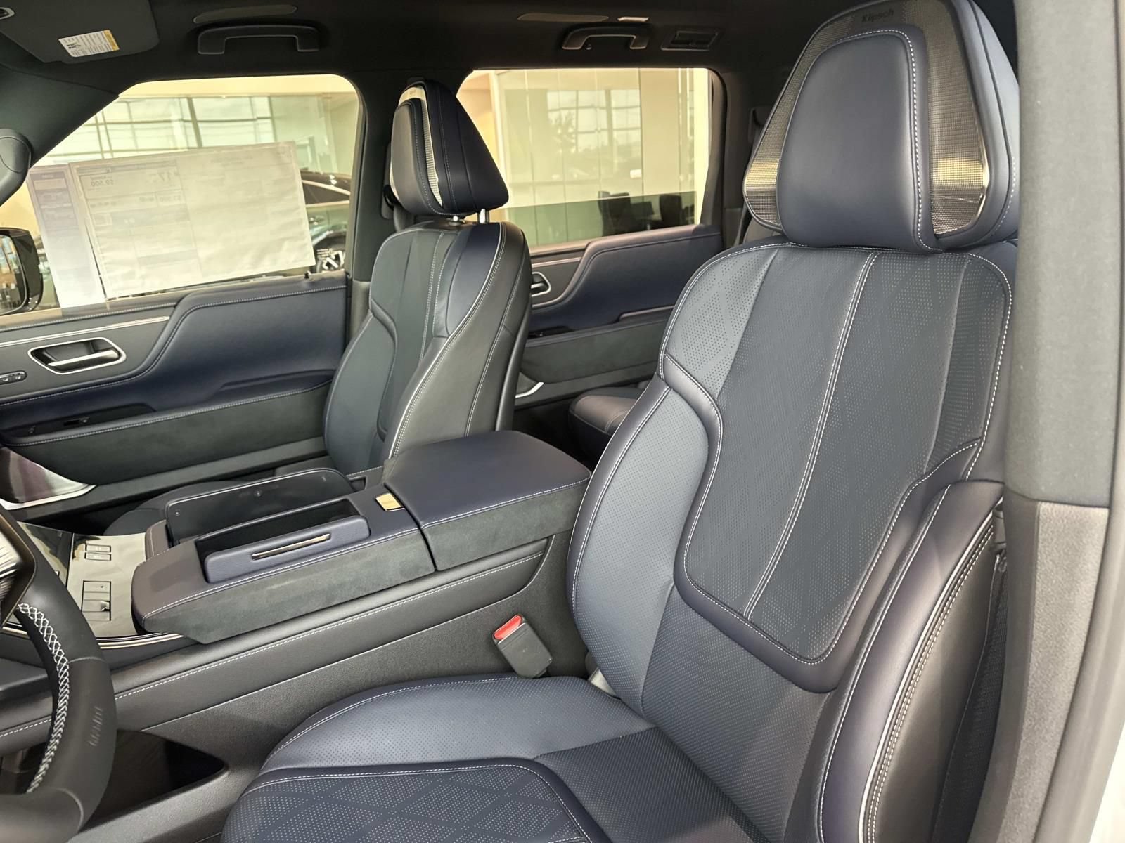 New 2027 INFINITI QX80 Sensory w/ Sport Exterior Package AWD/4WD image 11