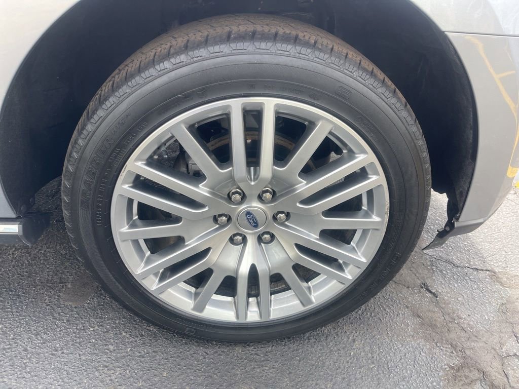 Used 2024 Ford Expedition Limited image 30