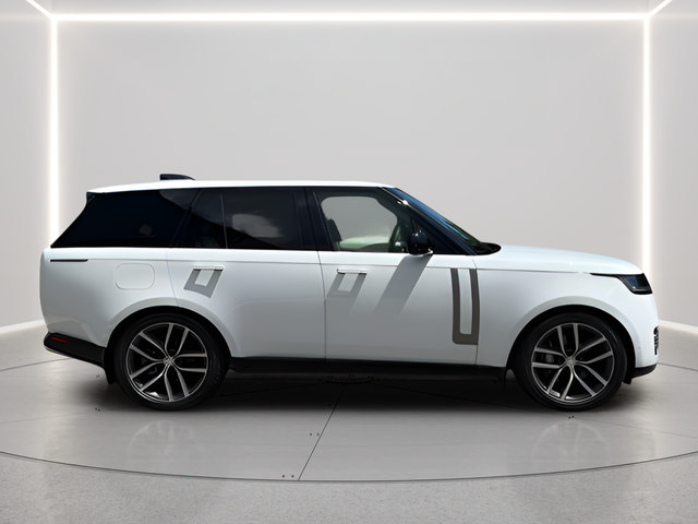 Certified 2025 Land Rover Range Rover SE AWD/4WD image 6