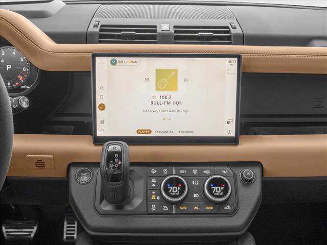 New 2024 Land Rover Defender 110 S image 7