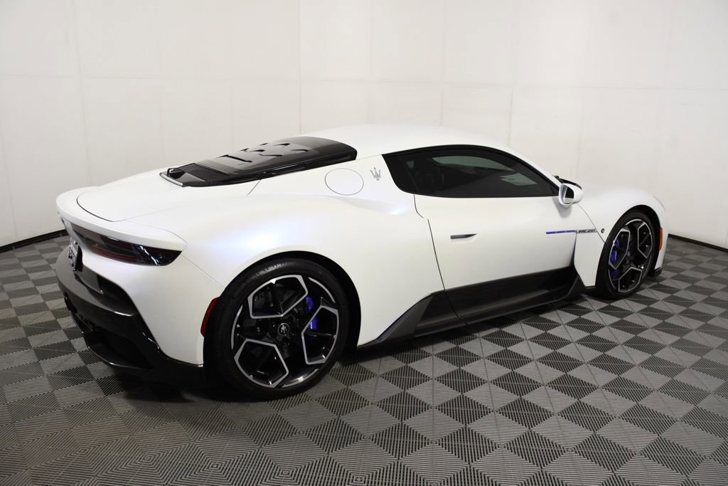Used 2022 Maserati MC20 Coupe RWD image 7