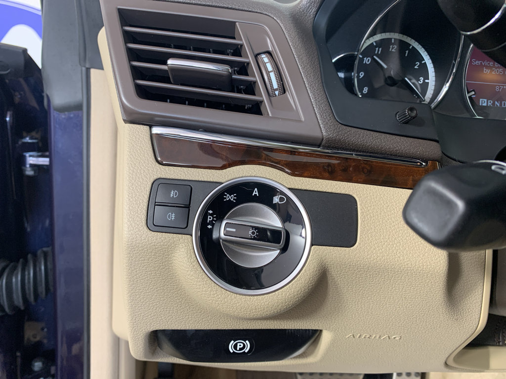 Used 2011 Mercedes-Benz E 350 Cabriolet image 16