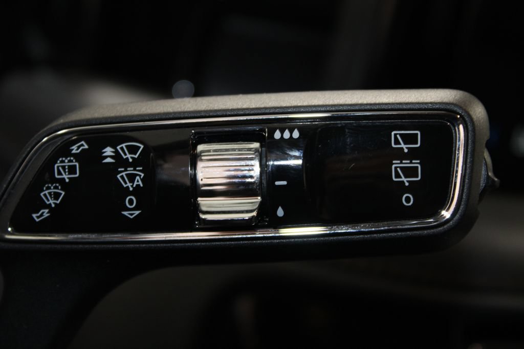 New 2026 Lincoln Aviator 2WD w/ Jet Appearance Package image 40