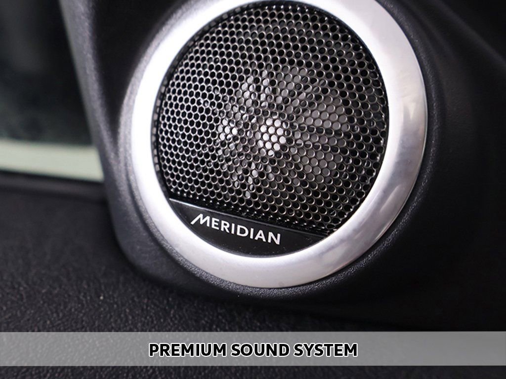 Used 2022 Land Rover Range Rover Evoque SE image 5