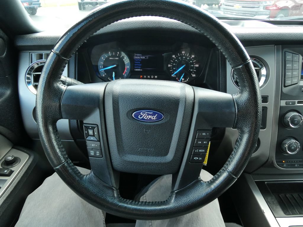 Used 2017 Ford Expedition EL XLT AWD/4WD image 32