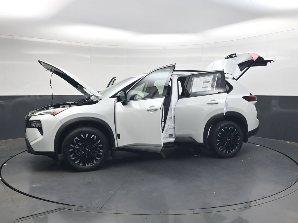 New 2026 Nissan Rogue Dark Armor FWD image 38