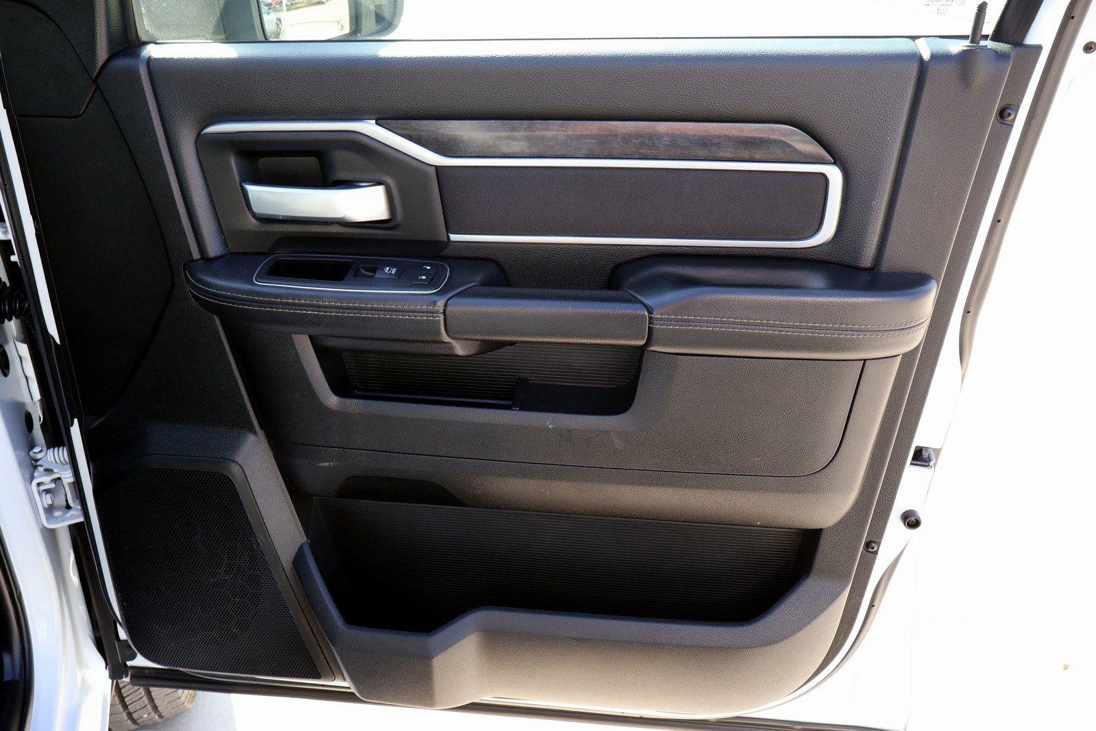 Used 2024 RAM 2500 Big Horn image 14