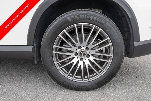 Certified 2025 Mercedes-Benz GLC 300 4MATIC image 6