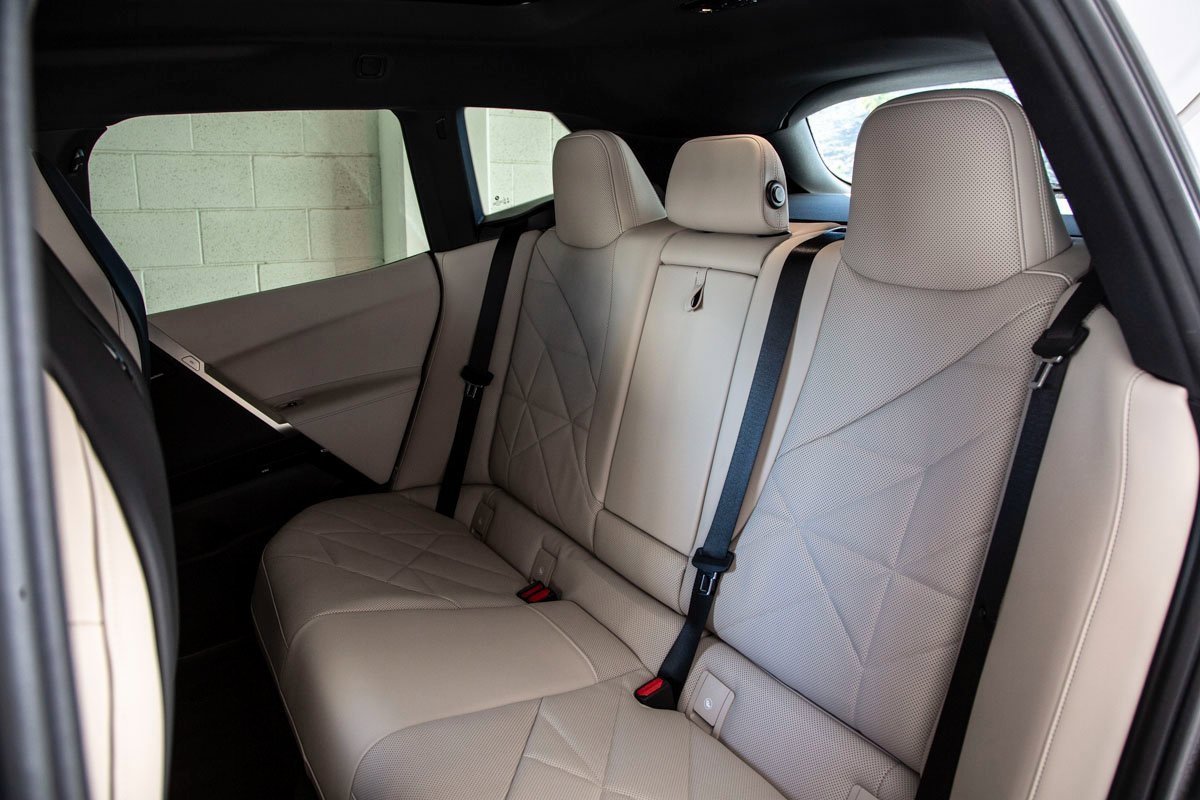 Certified 2023 BMW iX xDrive50 w/ Premium Package image 21