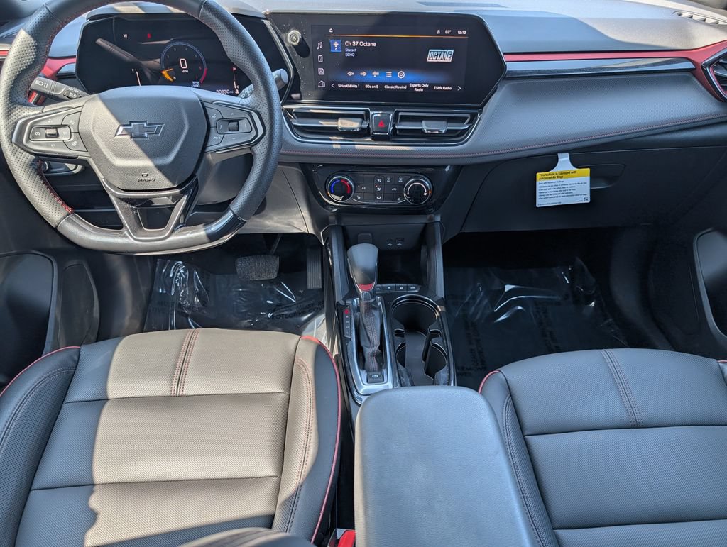 Used 2025 Chevrolet TrailBlazer RS w/ Driver Confidence Package AWD/4WD image 18