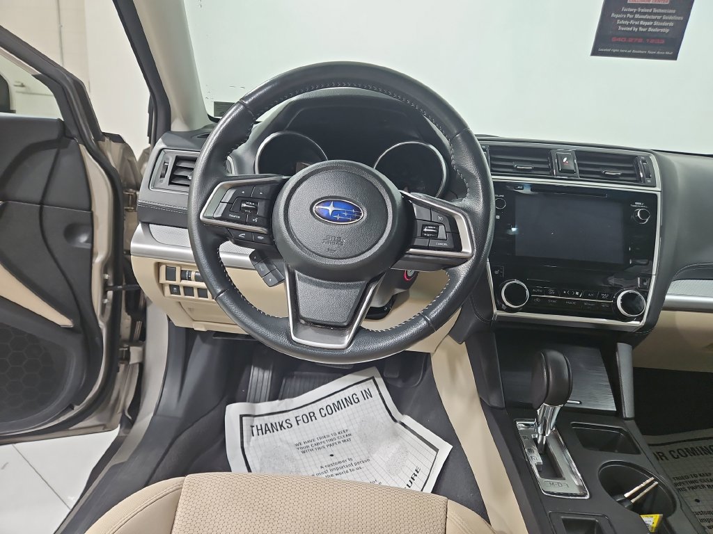Used 2018 Subaru Outback 2.5i Premium w/ Popular Package #1 AWD/4WD image 14