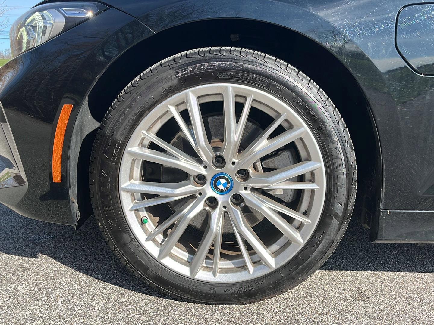 Used 2024 BMW 330e RWD image 9