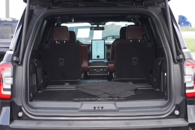 Used 2022 Ford Expedition Limited RWD image 32
