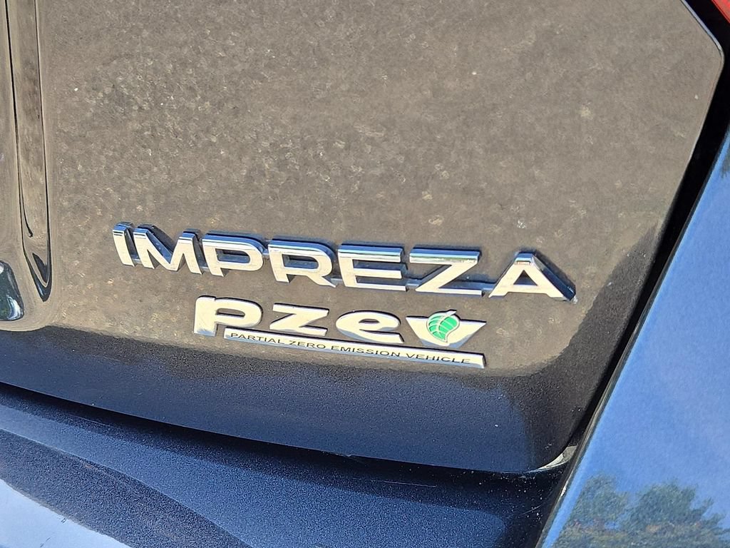 Used 2012 Subaru Impreza 2.0i Premium w/ All-Weather Pkg AWD/4WD image 30