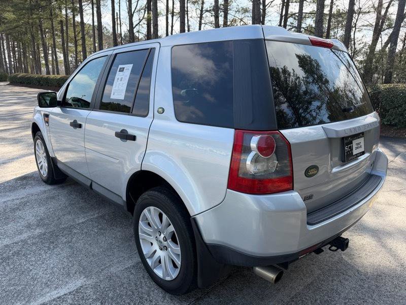 Used 2008 Land Rover LR2 SE image 6