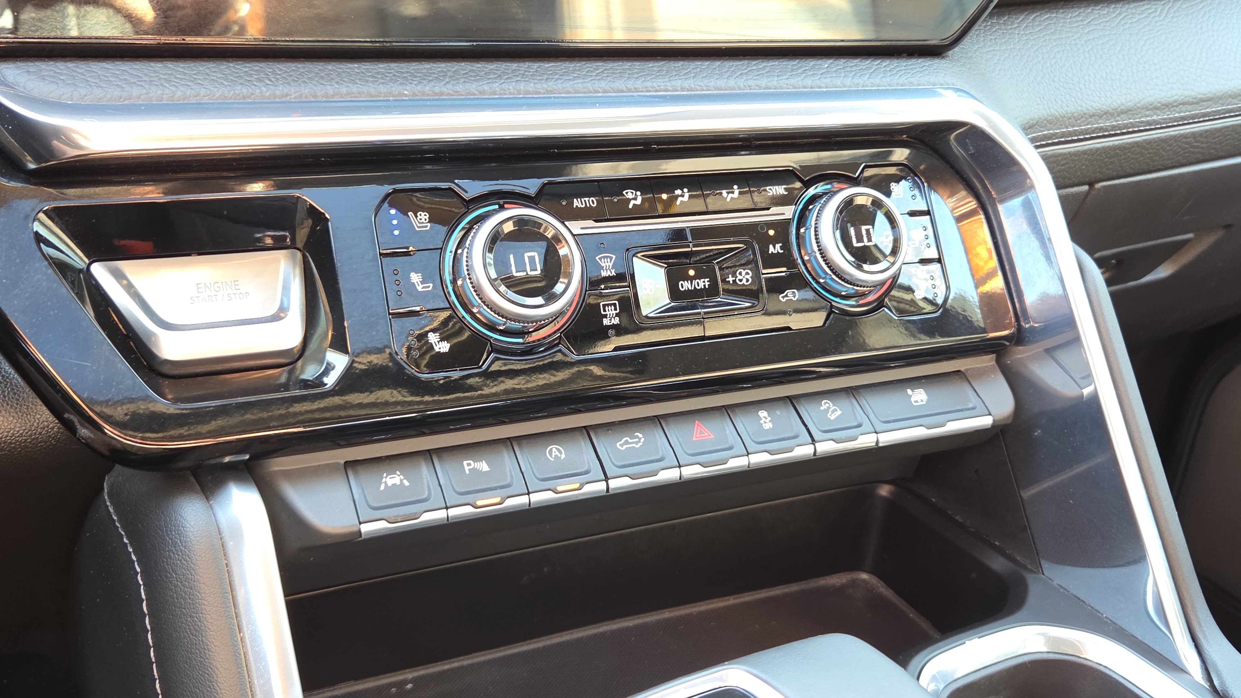 Certified 2024 GMC Sierra 1500 Denali w/ Denali Reserve Package AWD/4WD image 26