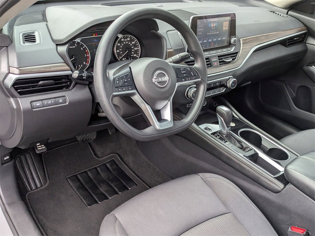 Certified 2023 Nissan Altima 2.5 SV image 15